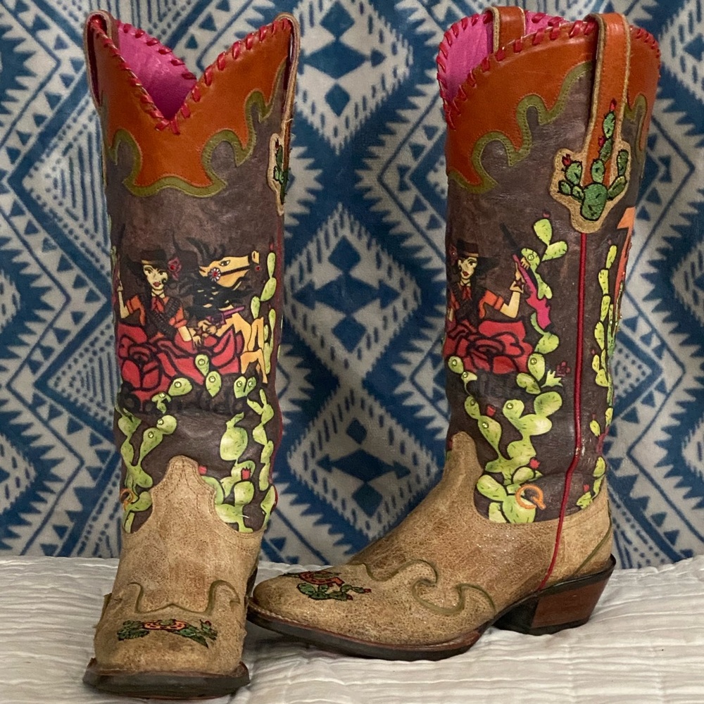 Ariat Quincy Collection Señorita Sal size 7
